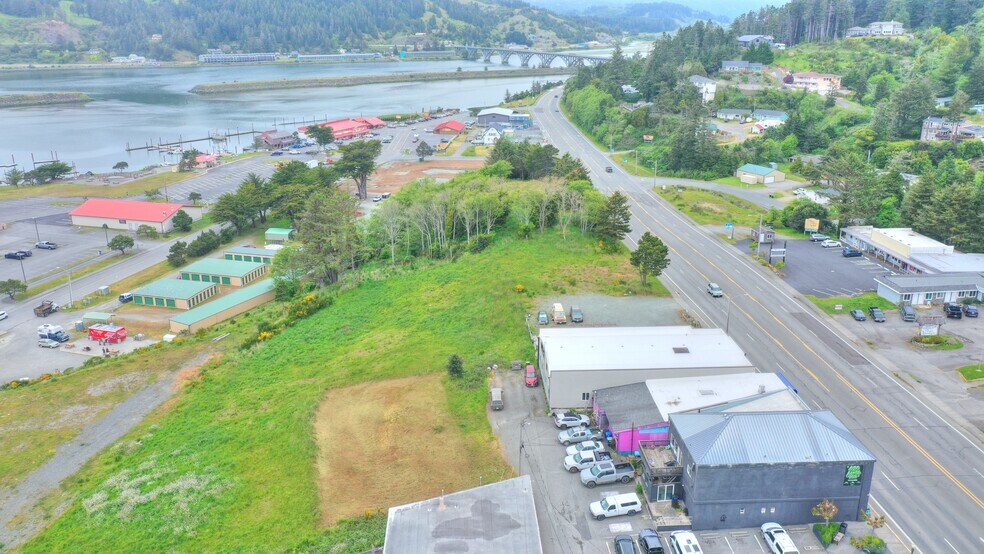 More Photos Of 29820 Ellensburg Ave, Gold Beach Office For Sale