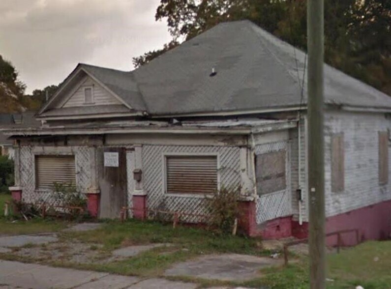 More Photos Of 1609 Ralph David Abernathy Blvd SW, Atlanta Storefront Retail Residential For Sale