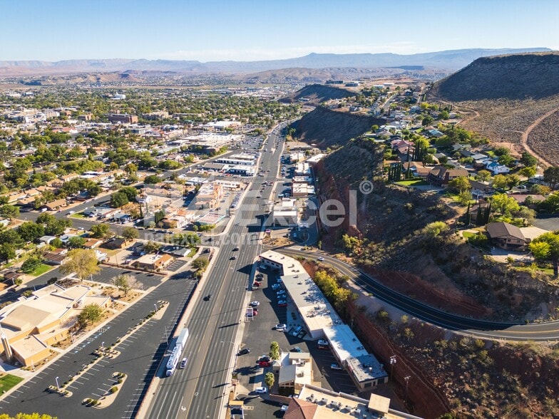 More Photos Of 435 N Bluff St, Saint George Freestanding For Lease