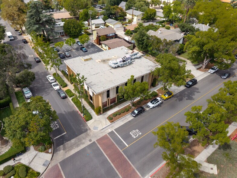 More Photos Of 201 W 4th St, Claremont Office For Lease