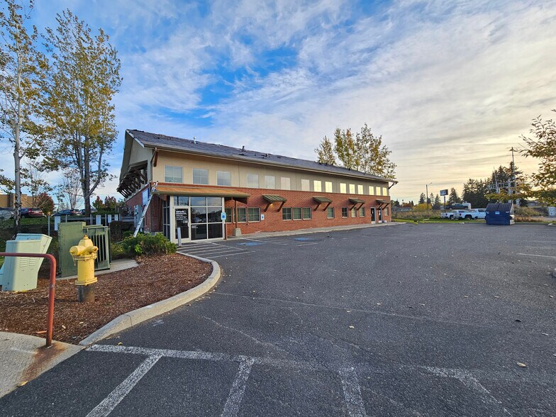 Primary Photo Of 725 N Stanley St, Medical Lake Medical For Sale