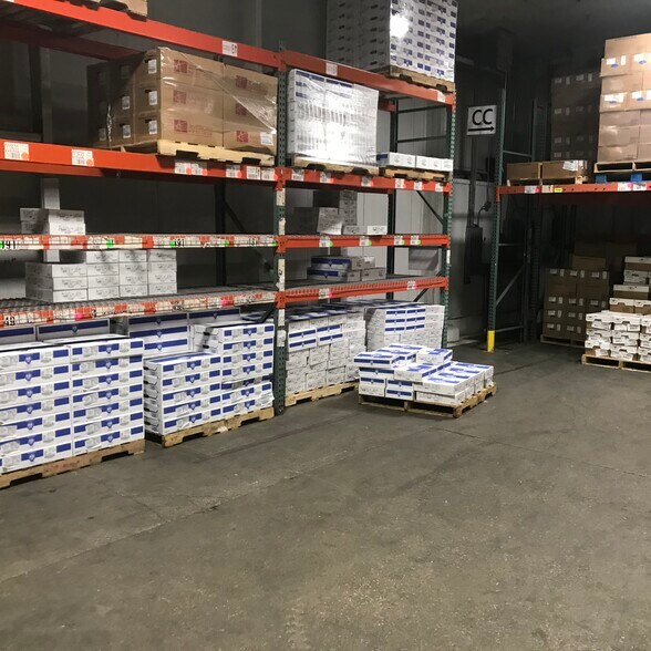 More Photos Of 2655 E Richmond St, Shawano Warehouse For Lease