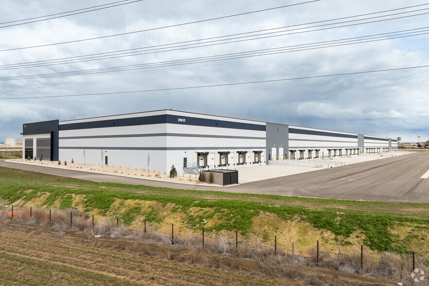 More Photos Of 216 Shannon Dr, Nampa Warehouse For Lease