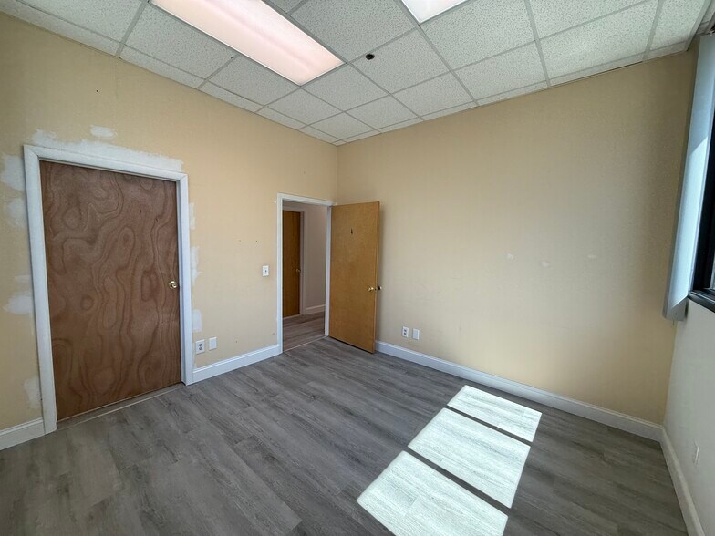 More Photos Of 79 Route 59, Suffern Medical For Lease