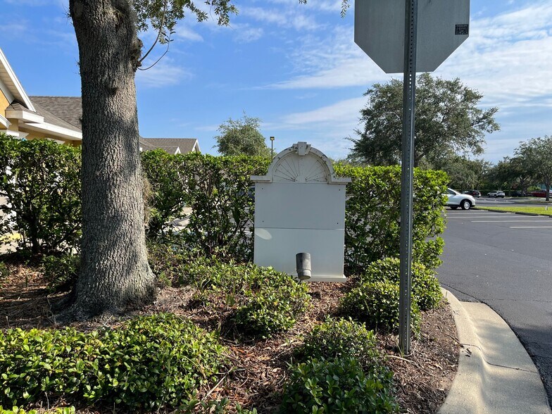 More Photos Of 1708-1718 Lexington Green Ln, Sanford Medical For Sale
