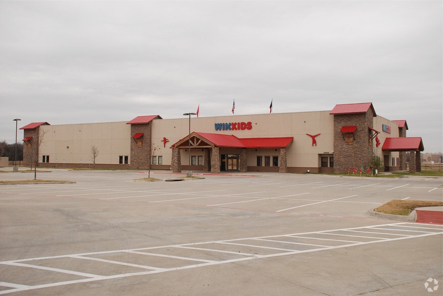 Primary Photo Of 3000 Waketon Rd, Flower Mound Sports And Entertainment For Sale