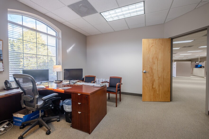 More Photos Of 7261 Burlington Rd, Whitsett Office For Sale