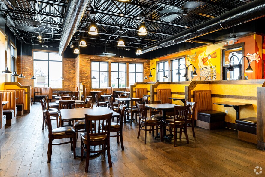 More Photos Of 12195 S Strang Line Rd, Olathe Fast Food For Lease