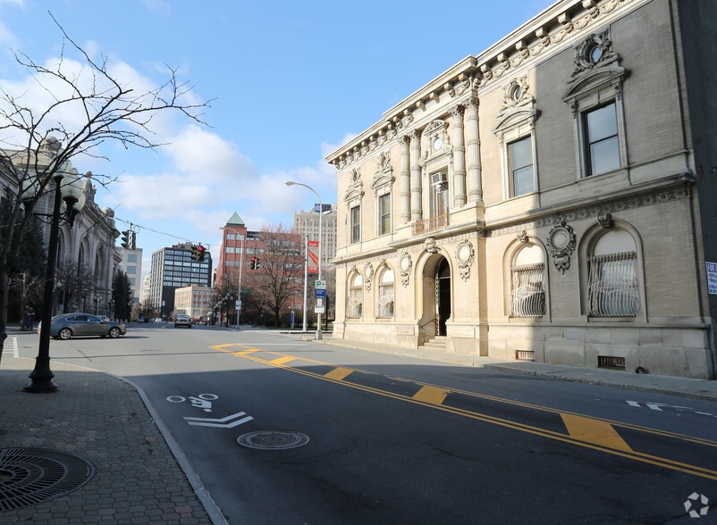 More Photos Of 600 Broadway, Albany Office For Sale