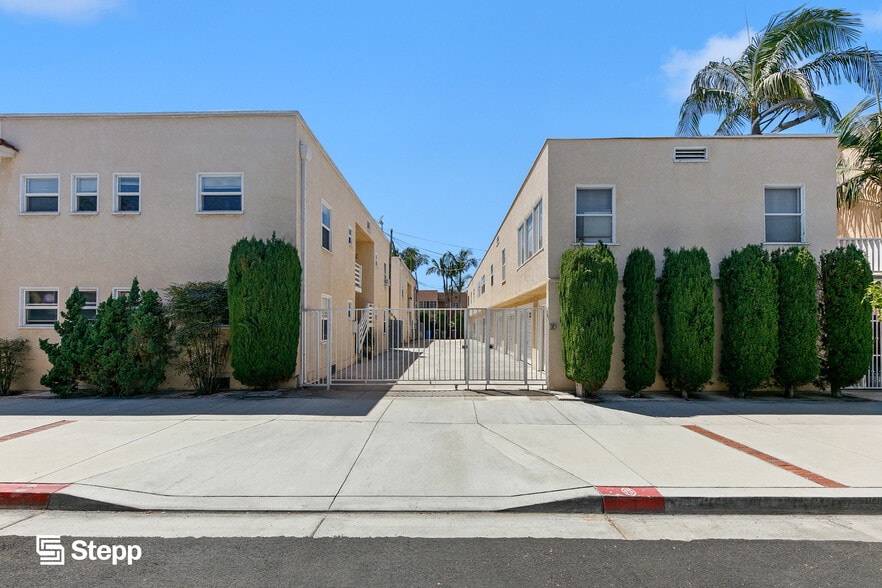More Photos Of 1161 E 1st St, Long Beach Apartments For Sale