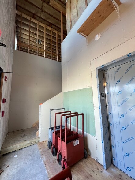 More Photos Of 821 Boston Post Rd, Old Saybrook Storefront Retail Office For Lease