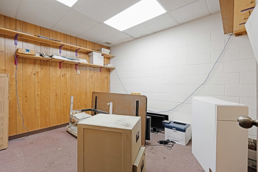 More Photos Of , Wailuku Industrial For Sale