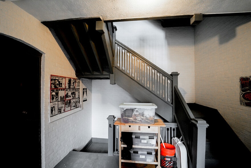 More Photos Of 2101 N Pennsylvania St, Indianapolis Apartments For Sale