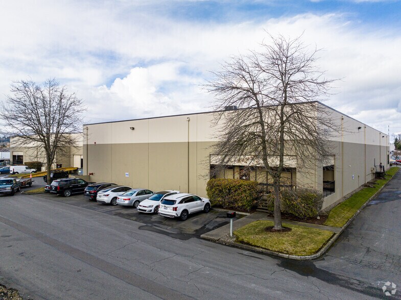 More Photos Of 22415-22437 76th Ave S, Kent Warehouse For Lease