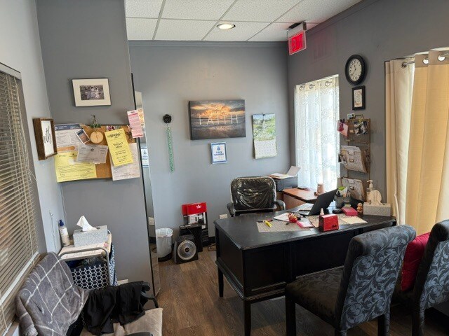 More Photos Of 55 Sound Ave, Mattituck General Retail For Lease