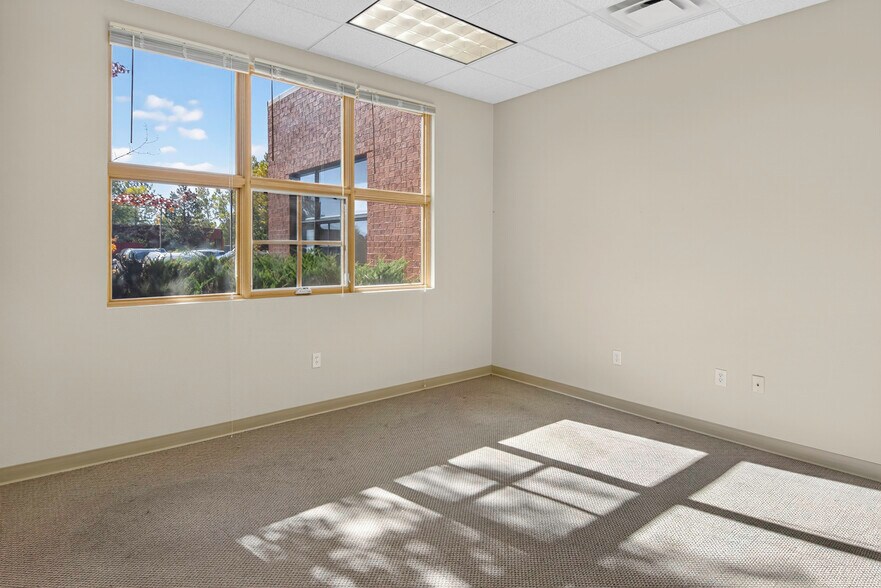 More Photos Of 88 Inverness Cir E, Englewood Office For Sale
