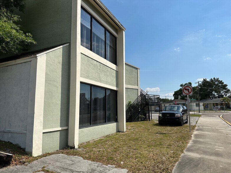 More Photos Of 3922 Tampa St, Tampa General Retail For Lease