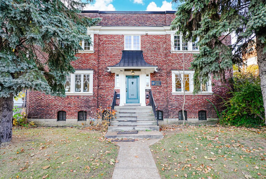 Primary Photo Of 4565 Rue Sherbrooke O, Westmount Office For Lease
