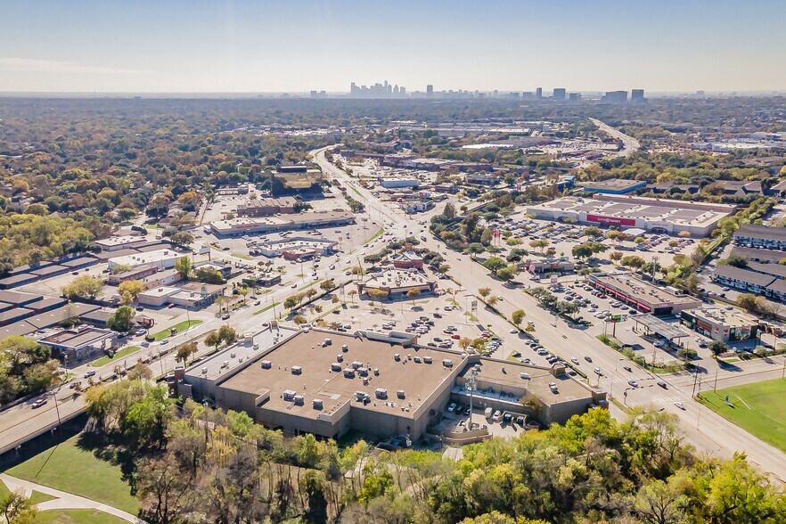 More Photos Of 6740-6780 Abrams Rd, Dallas Unknown For Lease
