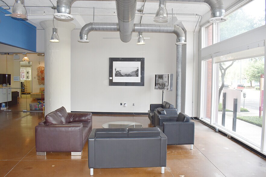 More Photos Of 1505 S Lamar St, Dallas Apartments For Lease