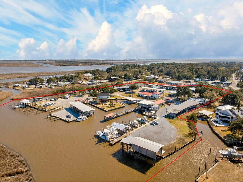 More Photos Of 3308 Mary Walker Dr, Gautier Marina For Sale