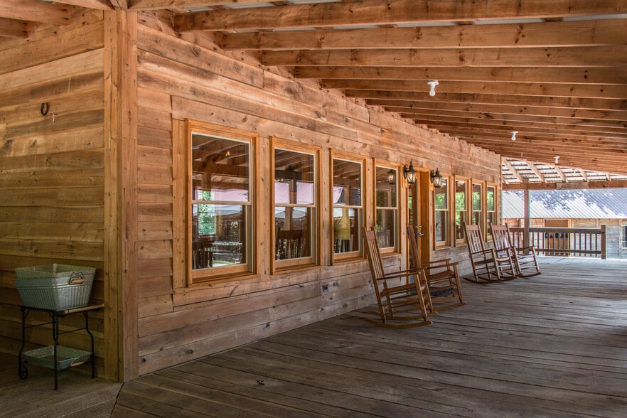 More Photos Of 21405 Parks Mill Rd, Abingdon Lodge Meeting Hall For Sale