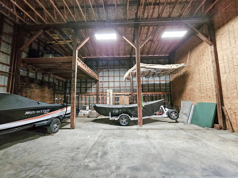 More Photos Of 10 S Commercial St, Cambridge Warehouse For Sale