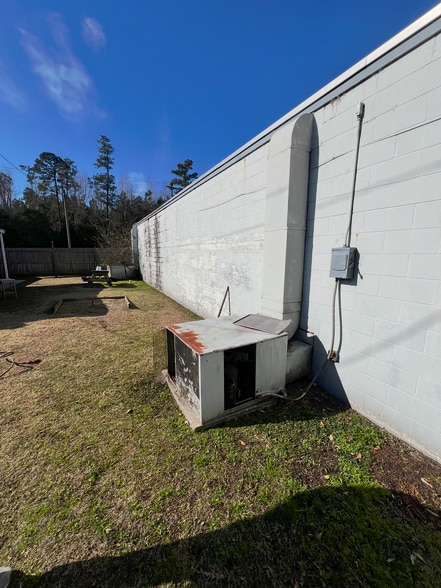 More Photos Of 1836 Gum Branch Rd, Jacksonville Office For Sale