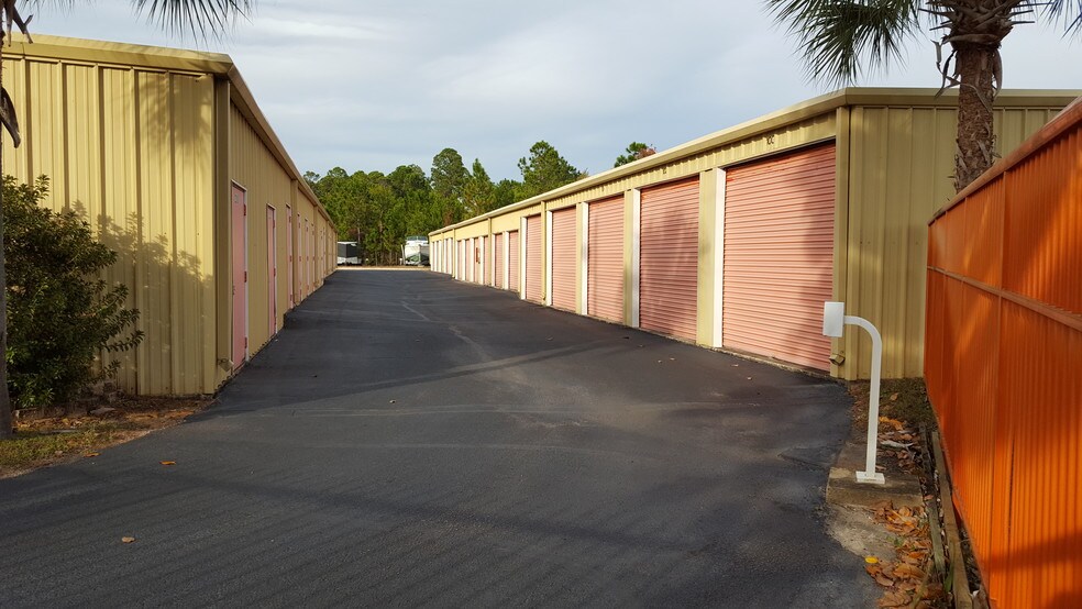 More Photos Of 2614 Highway 98 West, Mary Esther Self Storage For Sale