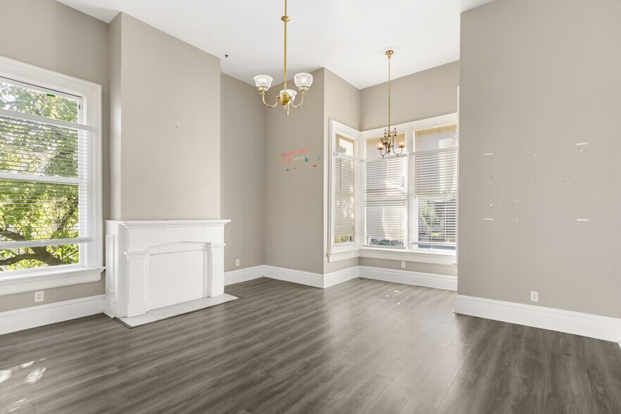 More Photos Of 1111-1123 D St, Sacramento Specialty For Sale