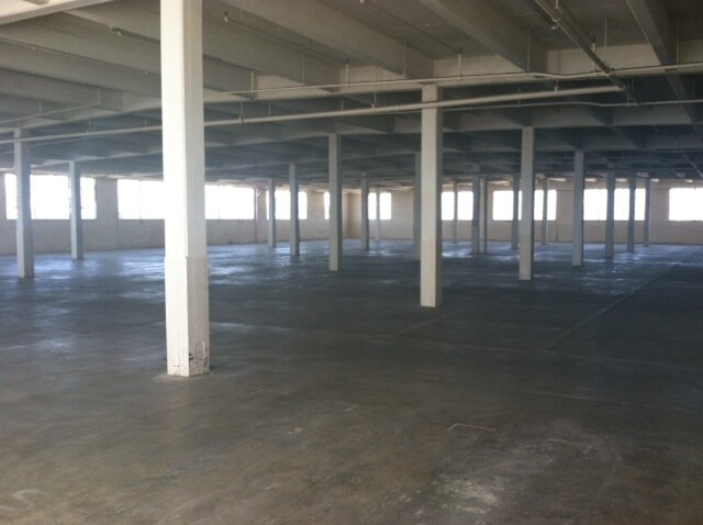 More Photos Of 1093-1099 Essex Ave, Richmond Manufacturing For Lease