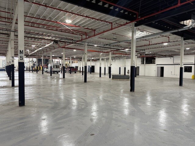 More Photos Of 5278 County Road 424, Antwerp Manufacturing For Lease