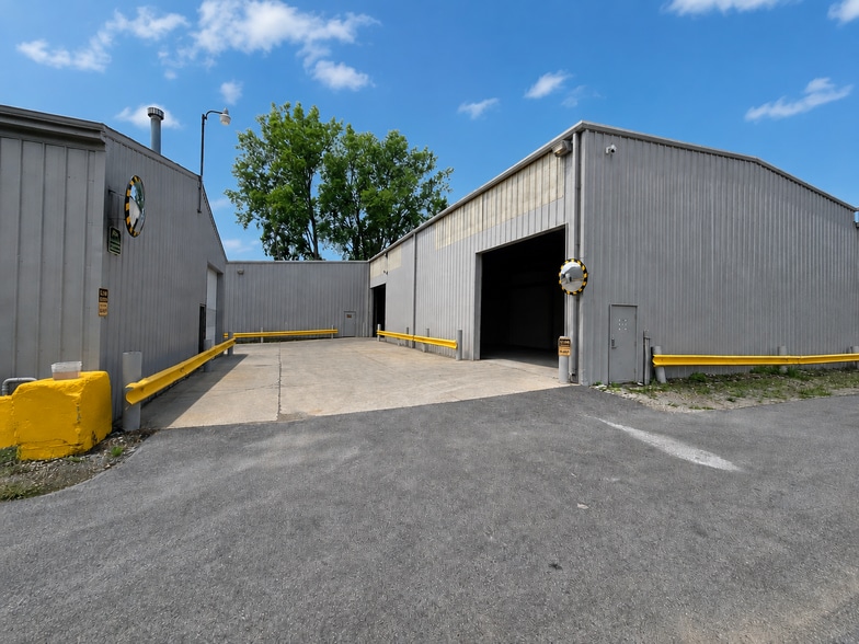 More Photos Of 730 River Rd, Huron Manufacturing For Sale