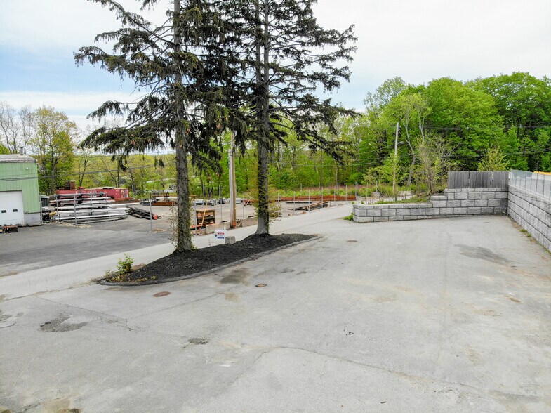 More Photos Of 25 Popes Ln, Danvers Flex For Sale