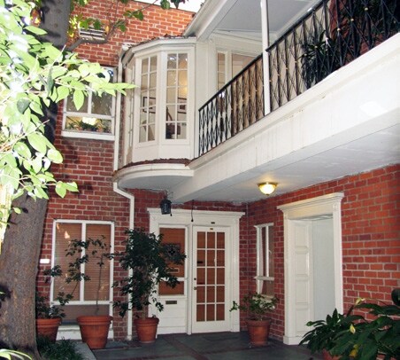 More Photos Of 1015 Gayley Ave, Los Angeles Medical For Lease