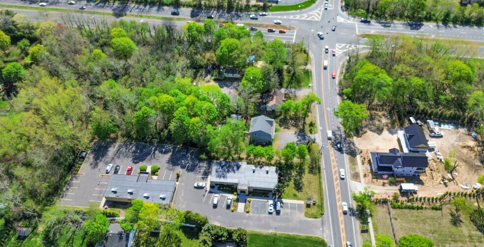 More Photos Of 189 (NYS) Route 25, Riverhead Medical For Sale