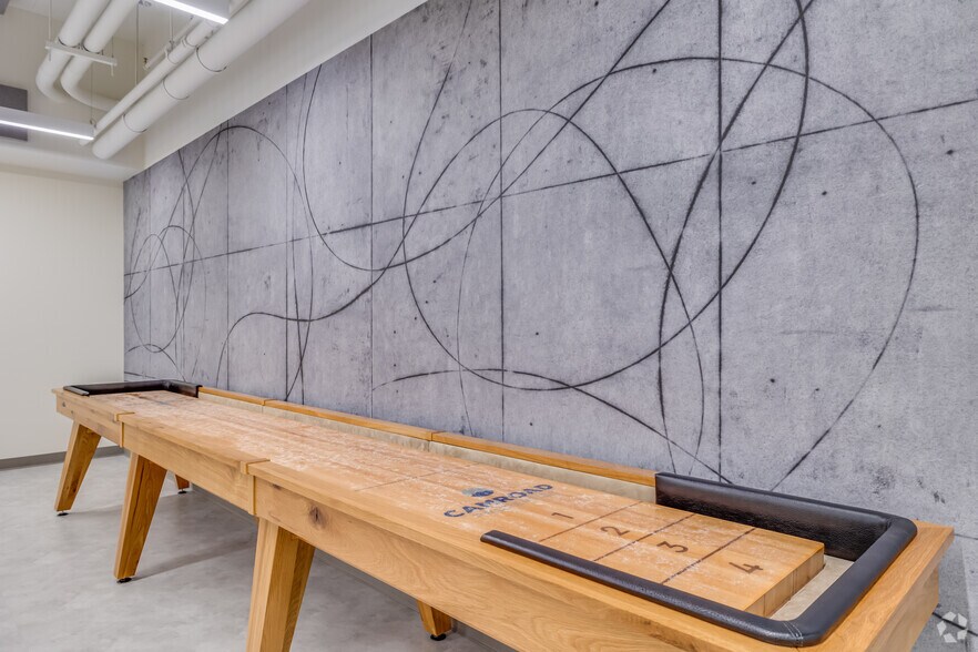 More Photos Of 4747 N 22nd St, Phoenix Office For Lease