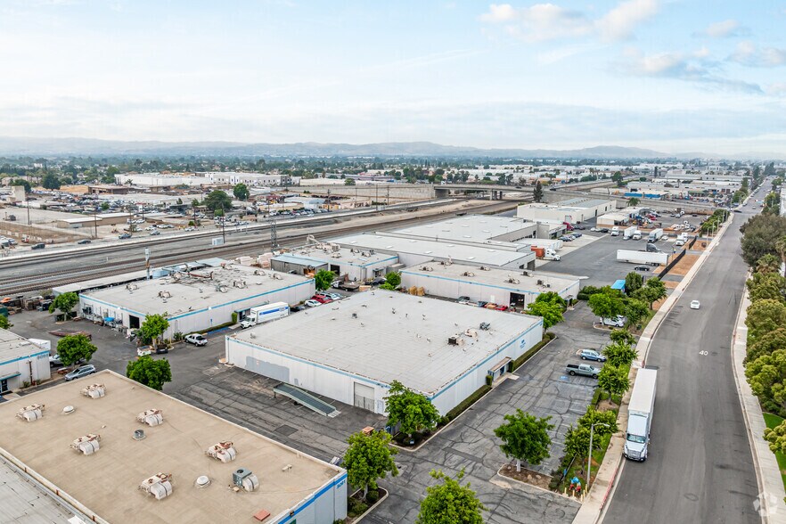 More Photos Of 5061 Brooks St, Montclair Warehouse For Lease