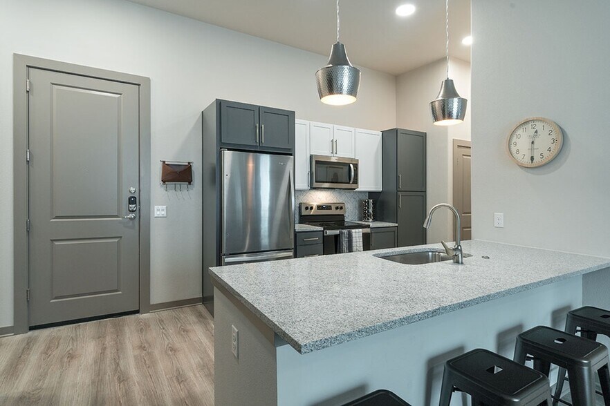 More Photos Of 3000 Northside Blvd, Richardson Multifamily For Sale