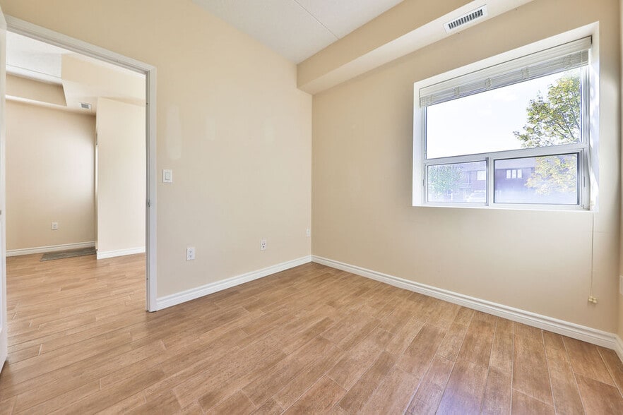 More Photos Of 1489 Upper Gage Av, Hamilton Apartments For Sale