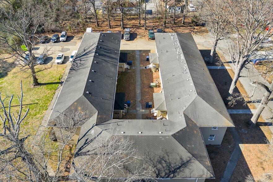 More Photos Of 824 Post Ave, Chesapeake Apartments For Sale