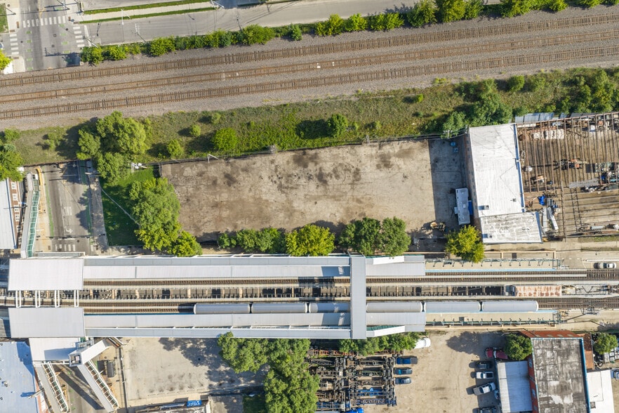 Primary Photo Of 5144 W Lake St, Chicago Land For Lease