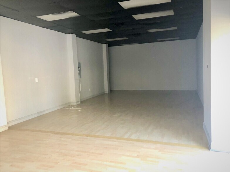 More Photos Of 2676-2678 W Pico Blvd, Los Angeles Storefront For Lease