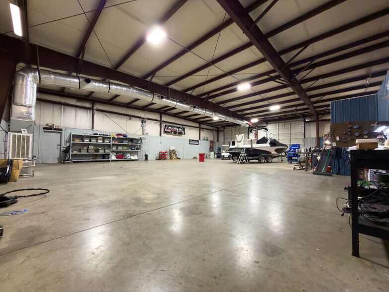 More Photos Of 1360 Upper Valley Falls Rd, Spartanburg Warehouse For Sale