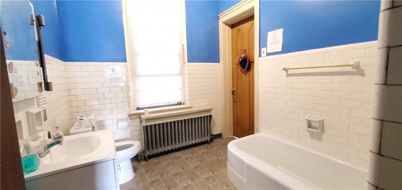 More Photos Of 704 Market St, Mckeesport Specialty For Sale