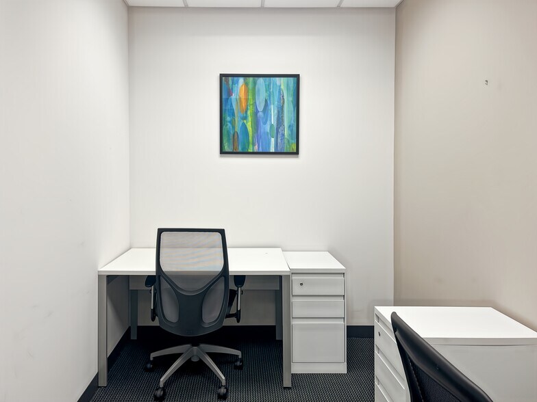 More Photos Of 1 Marina Park Dr, Boston Coworking Space