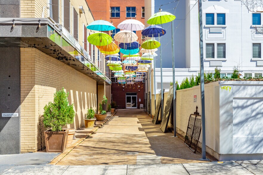 More Photos Of 811 Broad St, Chattanooga Medical For Lease