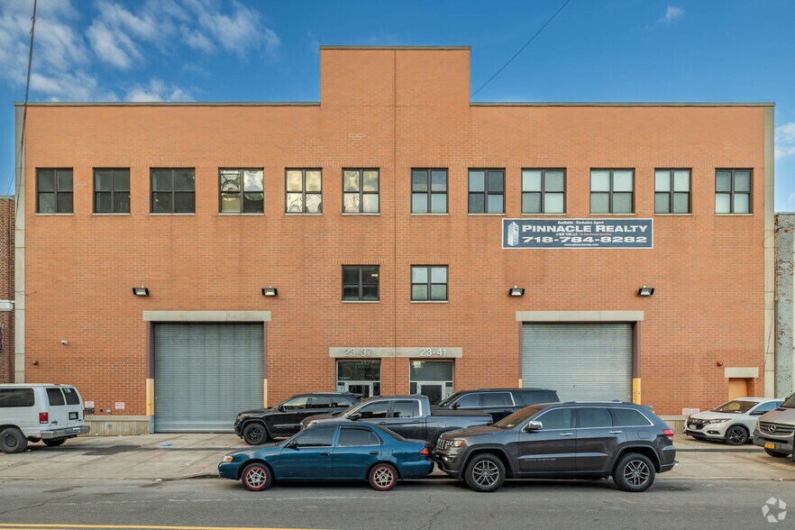 More Photos Of 23-40 51st Ave, Long Island City Warehouse For Lease