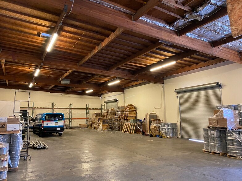 More Photos Of 2505-2519 Arden Way, Sacramento Warehouse For Lease
