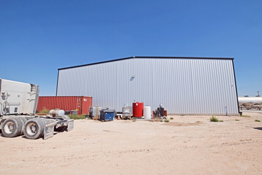 More Photos Of 2250 Dixie Blvd, Odessa Industrial For Sale